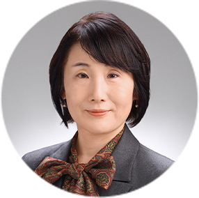 製品安全対策優良企業表彰　審査委員会委員長　釘宮悦子写真