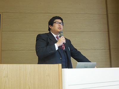 山本光学株式会社